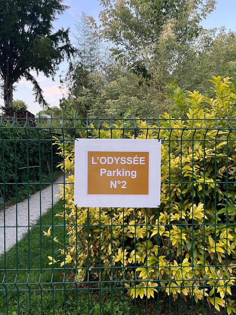 L'Odyssee - Parking Prive - Centre Ville Troyes Exterior foto